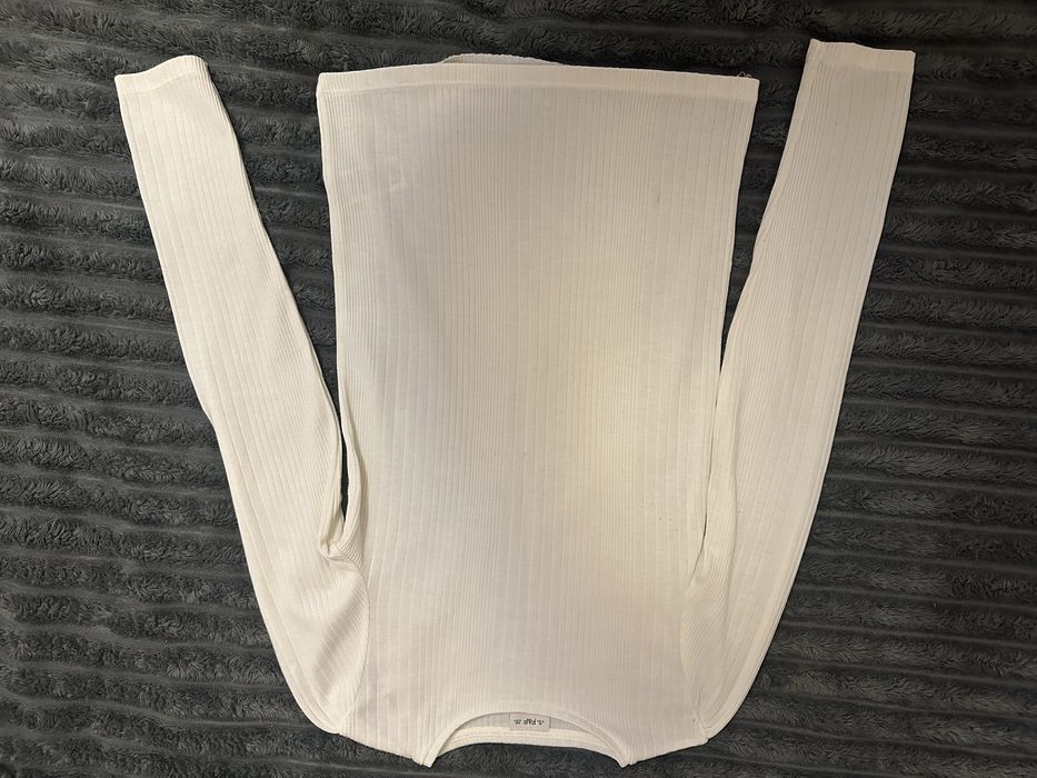 Білий лонг облягаюяий жіночий