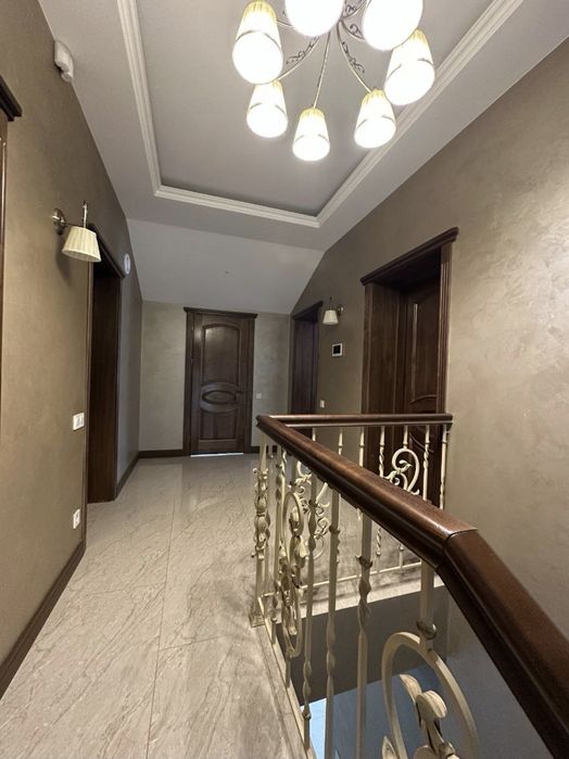 Продам дом с бассейном Обуховка ,Лес ,Река