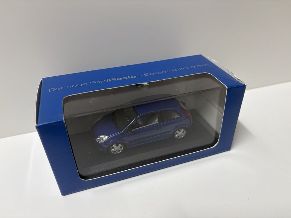 Model Ford Fiesta ST 1:43 Minichamps Pauls Model Art (ixo autoart  norev)