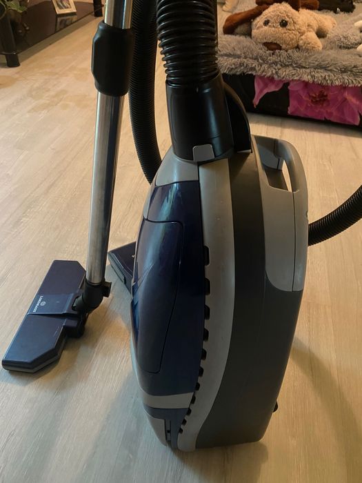 Пылесос Lindhaus Aria Platinum с электрощеткой, многофункциональный