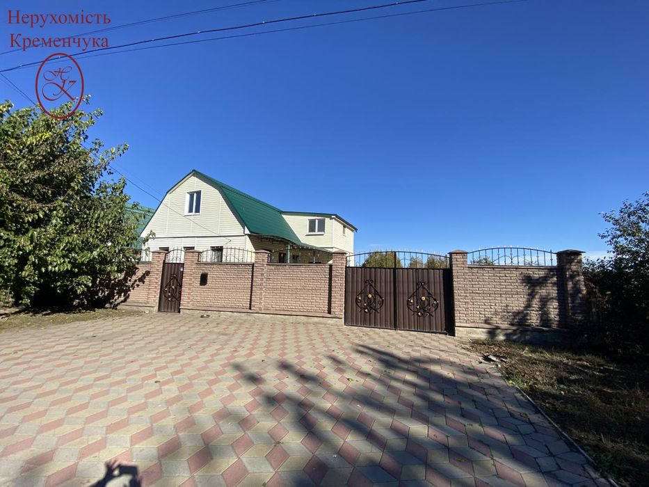 Продаж / Будинок / передмістя/ Сертифікат