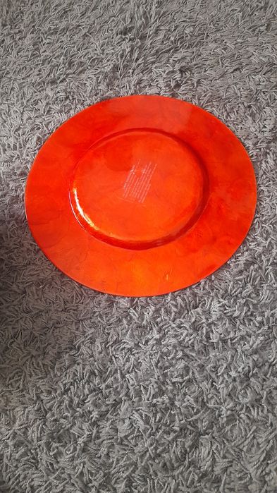 Conjuntos de Prato e Taça em Casquinha.