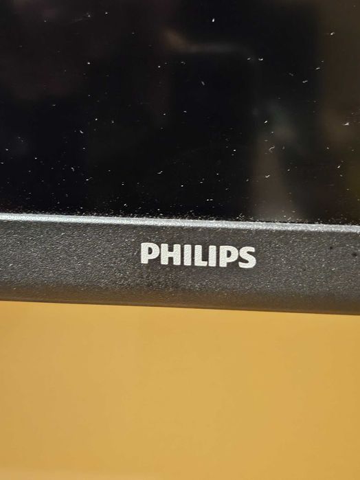 Android Tv Philips 43" - like new!64284296095105121
