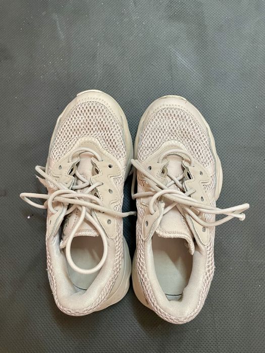 Кросівки adidas ozweego