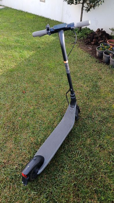 Segway Ninebot E2 | Trotinete Elétrica em Excelente Estado – 230€