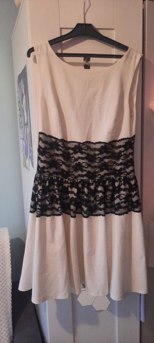 Sukienka elegancka