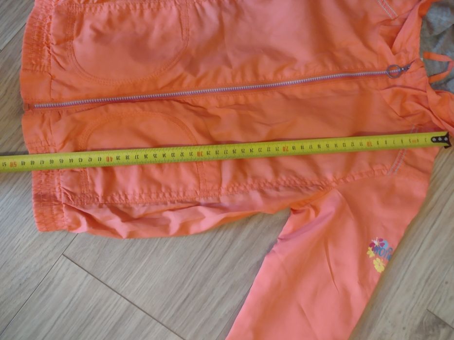 Kurtka wiatrówka r 110 / 116