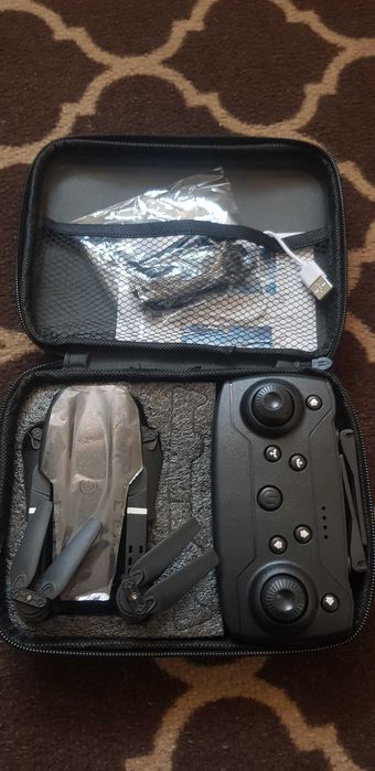 Sprzedam dron E99 pro