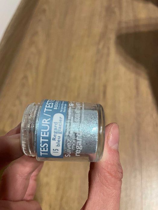 niebieskie cienie do powiek - sypkie