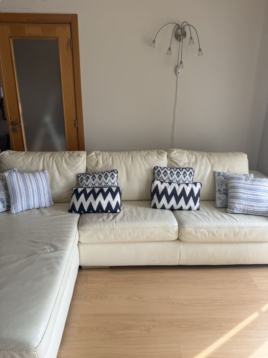 Sofa pele branca Divani Divani