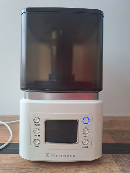 Зволожувач повітря Electrolux EHU-3515D