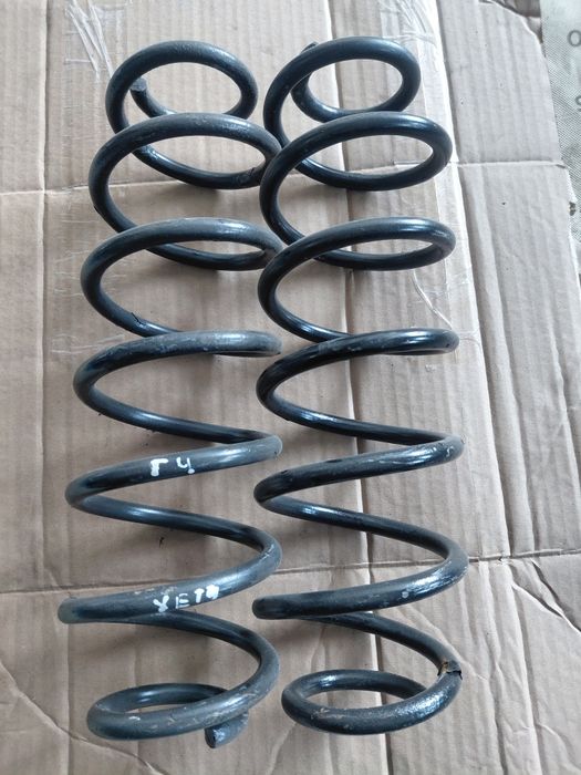 Пружини зад Volkswagen Golf 4  Гольф 4 хетчбек універсал