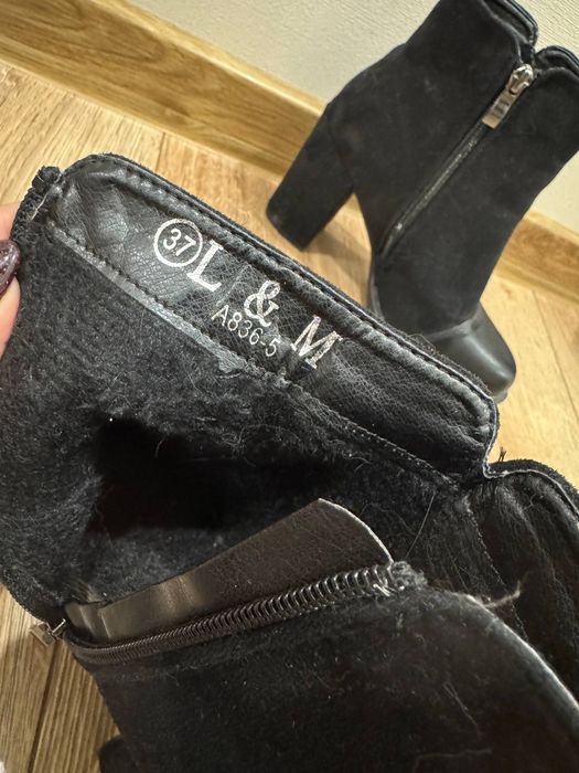 Продам ботильйони з невеличким дефектом