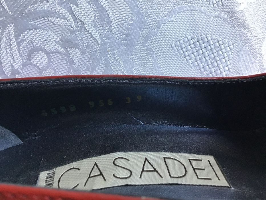 Casadei szpilki skóra