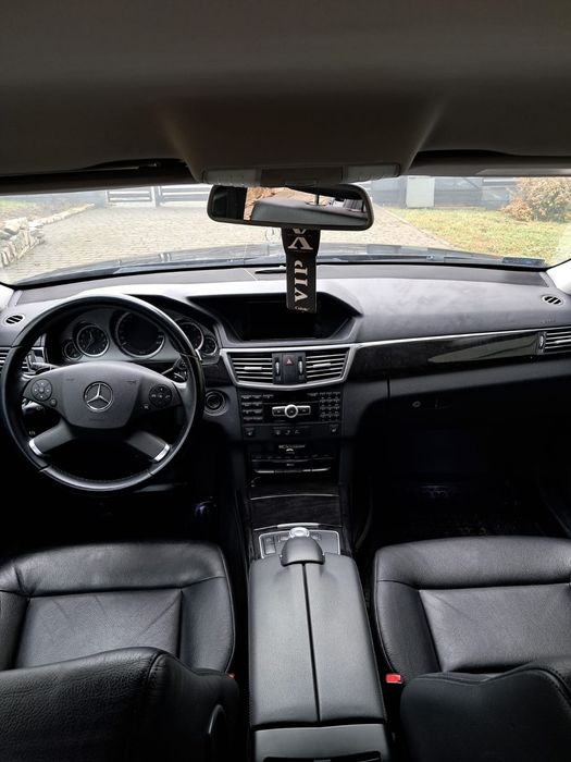 Mercedes Benz W212 E-klasa 350CDI 265km 4-matic model 2012r