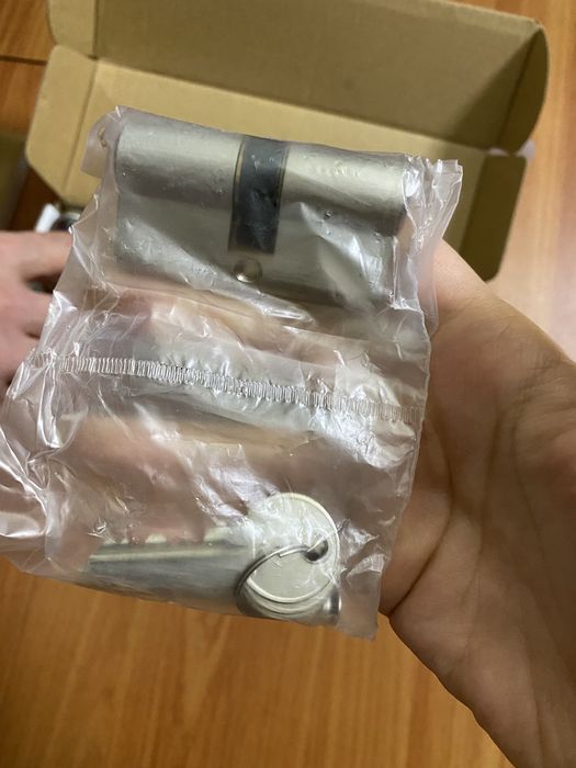 Замок узкий врезной с ручками для калитки (ворот) из нержавеющей стали