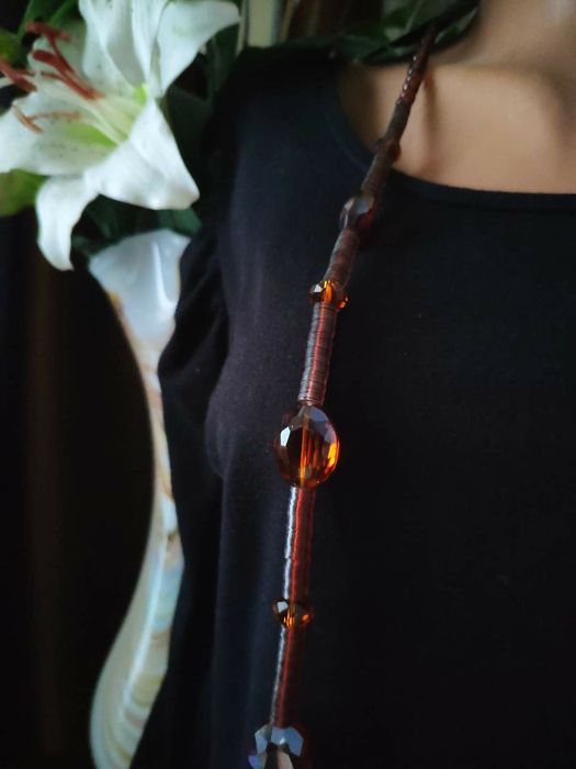 Женские бусы , колье , украшение.