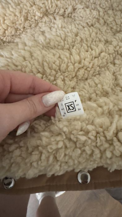 Продам собачу курточку зимову