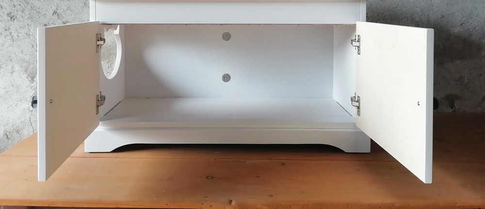 Szafka na kuwetę dla kota lub psa na wymiar