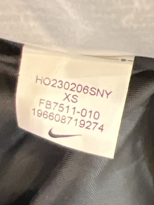 Жіноча куртка Nike swift tf fill jkt (FB7511-010)