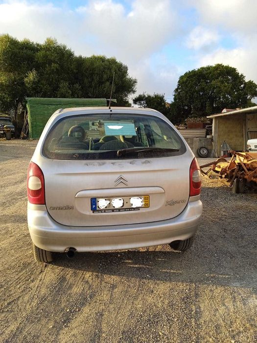 citroen Xsara cinza