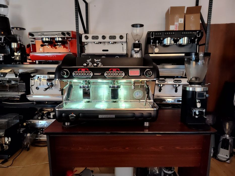 Професійна мультібойлерна кавомашина SanRemo Verona RS