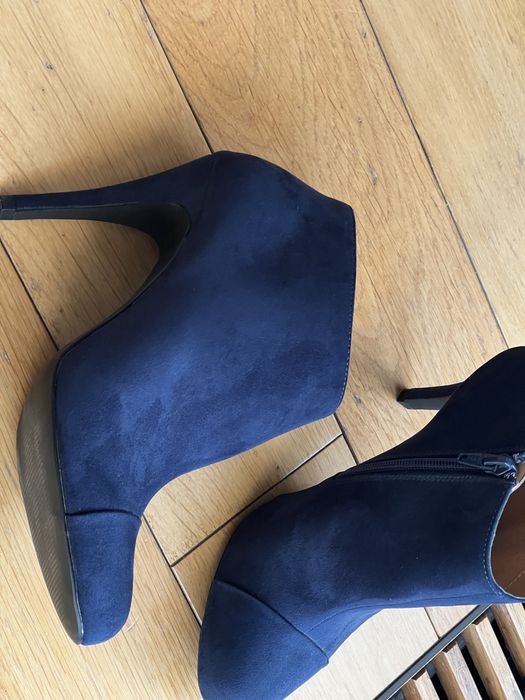 Granatowe buty damskie rozm. 37,5