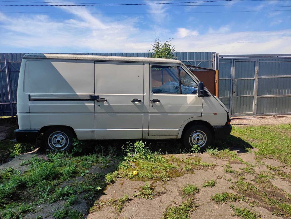 Продам RENAULT TRAFIC 1996 р.,2.0 об.
