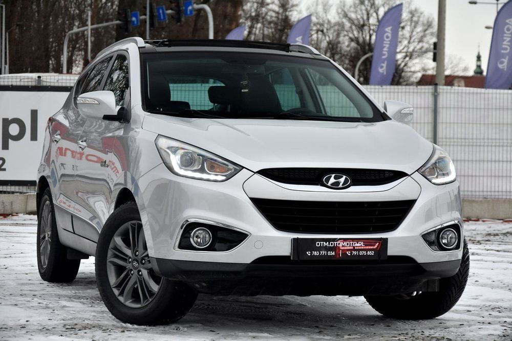 Hyundai ix35 NAVI Klimatronik idealny stan Podgrzewane fotele Panorama