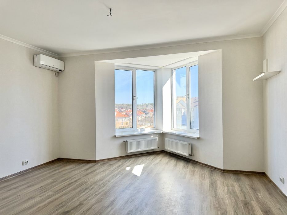 Продам. Однокімнатна 43м2 з ремонтом