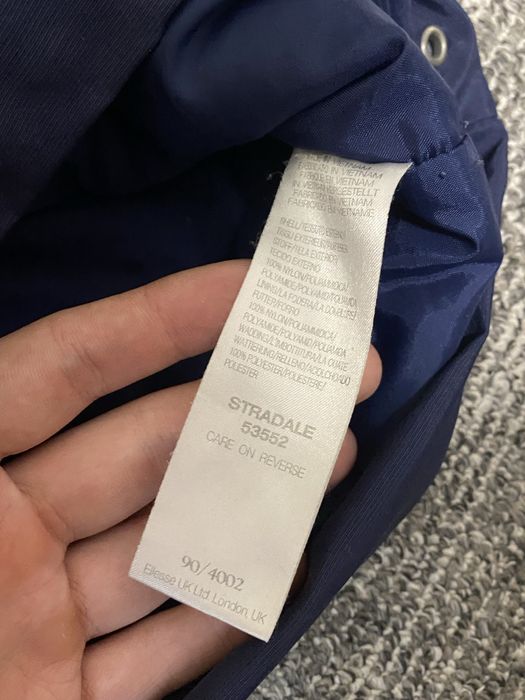 продам анарак ellesse