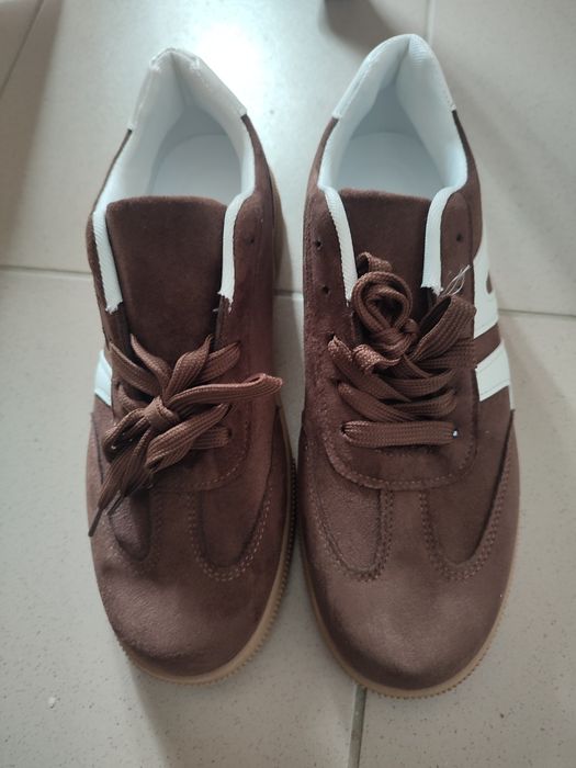 Женские кросовки