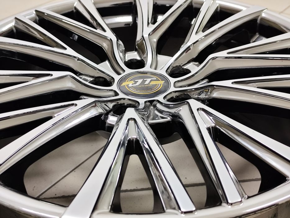 Диски R-18 5*114,3, 8j, 67,1 (Mazda, KIA, Hundai, Renault)