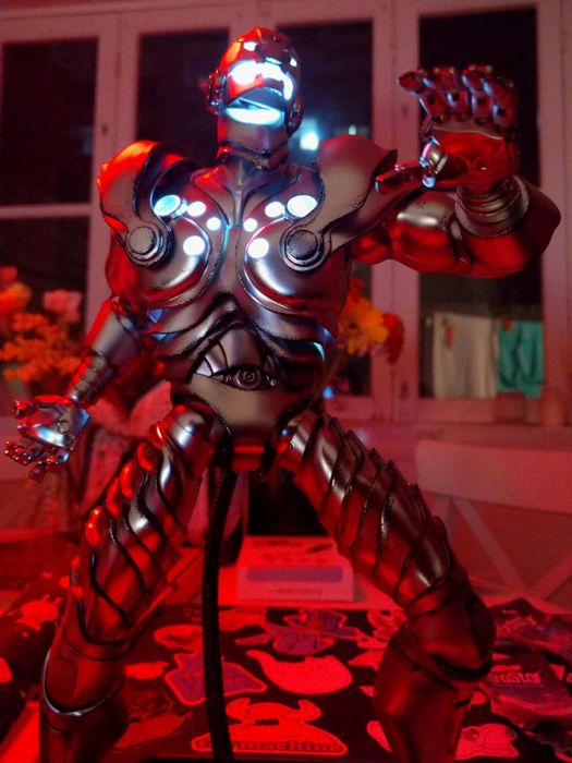 ThreeA Ashley Wood Marvel Ultron 1/6 Scale
