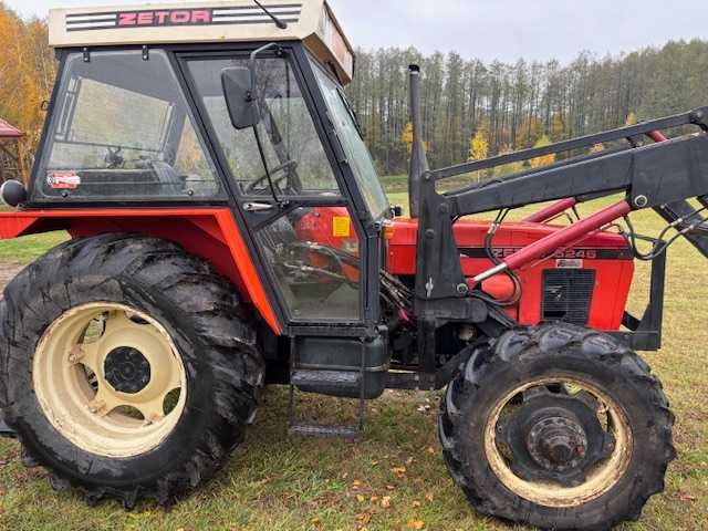 Zetor 6245 z ładowaczem czołowym