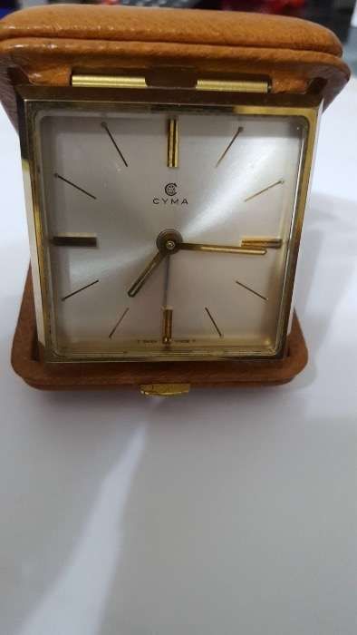 Relogio Cyma de Viagem/ Secretária