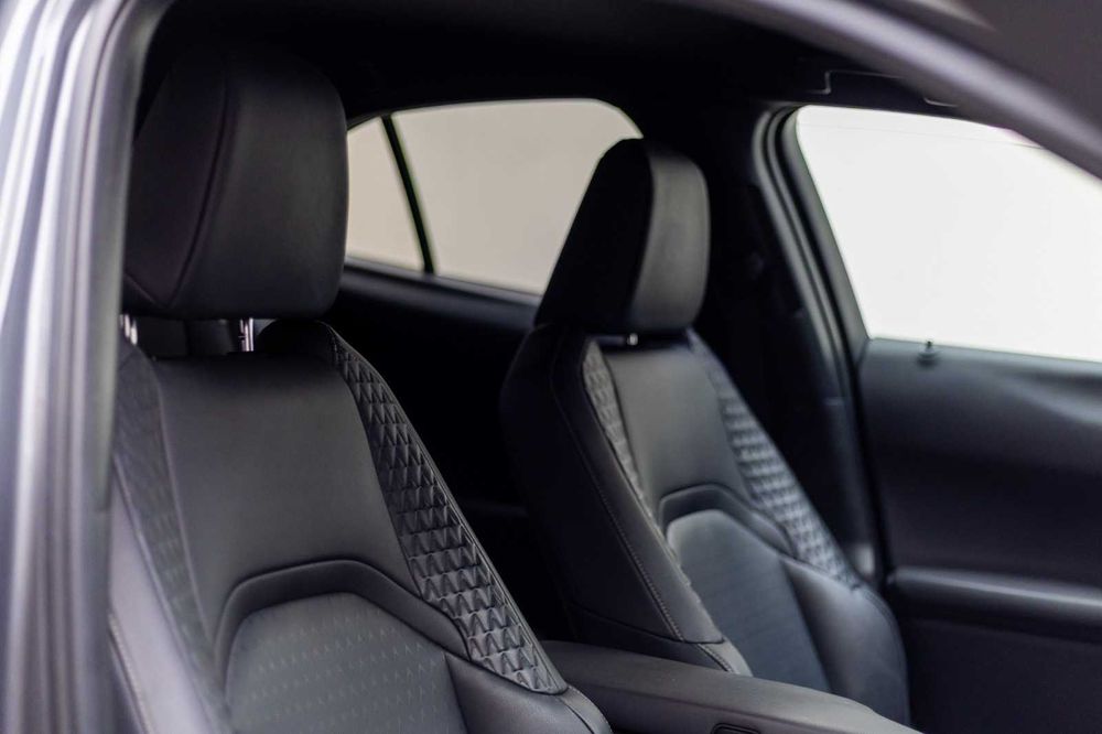 Lexus UX 250h Special edition(LCA) 55000kms