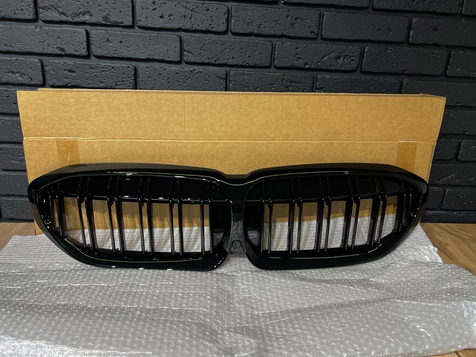 Решітка радіатора ноздрі bmw g20
