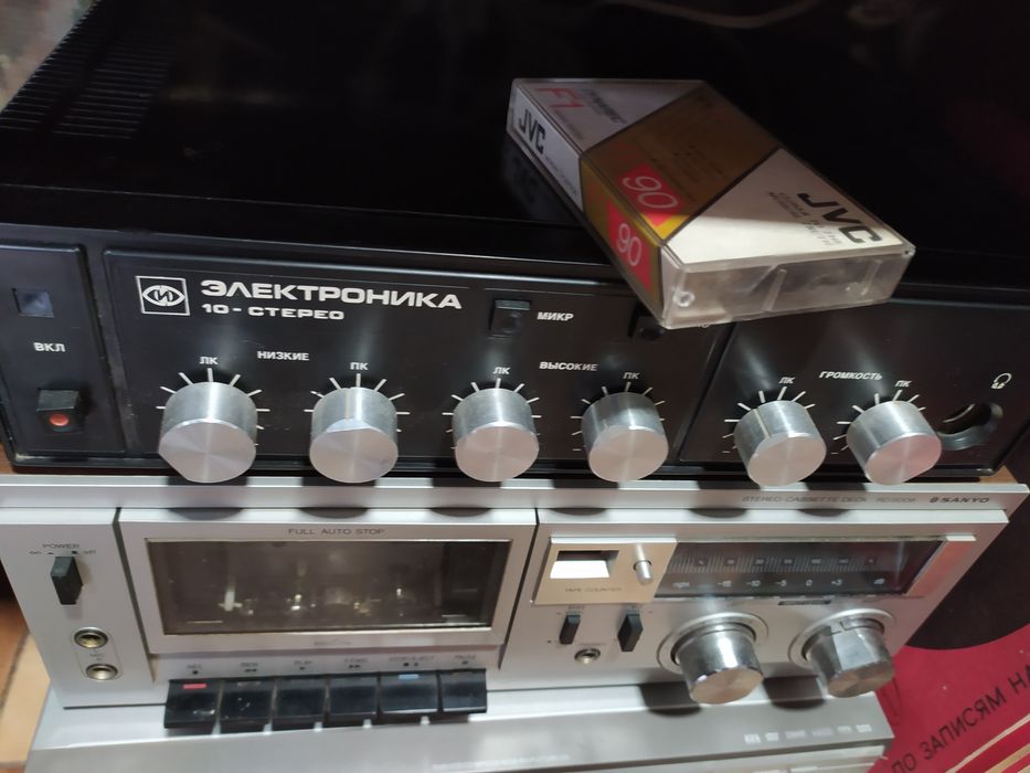 Винтажная кассетная дека Sanyo/Japan