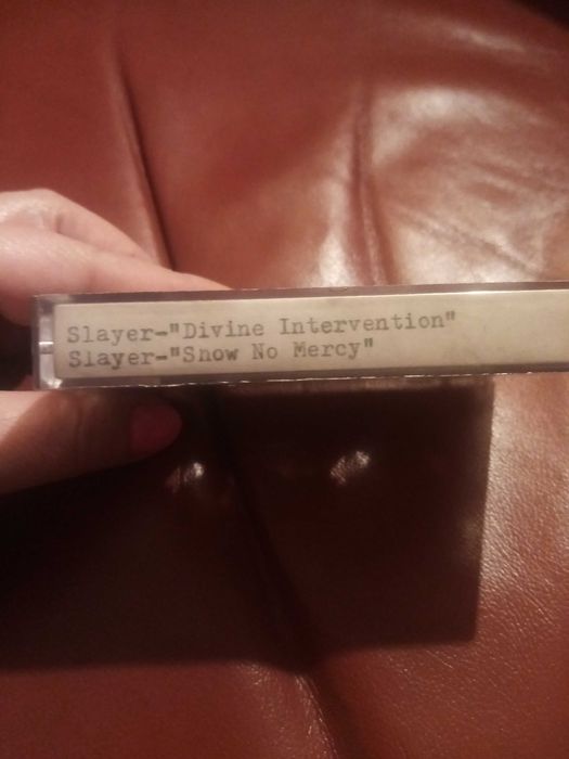 kaseta audio Slayer "Divine Intervention" i ,,Show No Mercy"