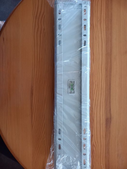 Suporte para televisão. Marca Uppleva.