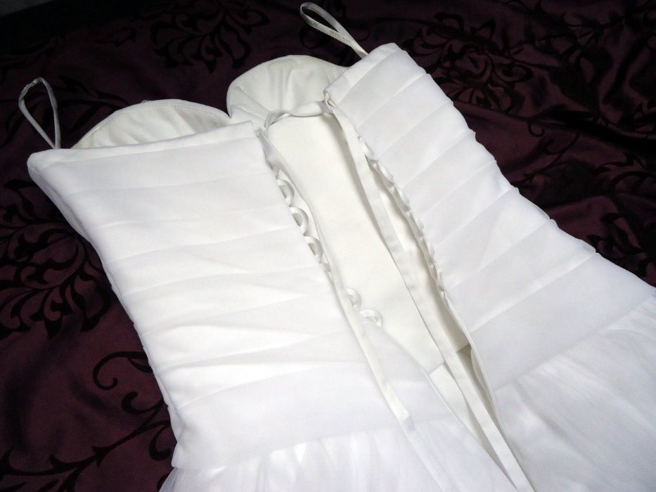 Piękna Suknia Ślubna Agnes Moonlight Collection 36/38/40