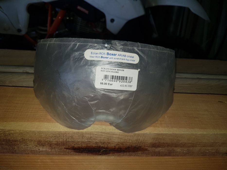 Шлем трансформер Roof boxer v8