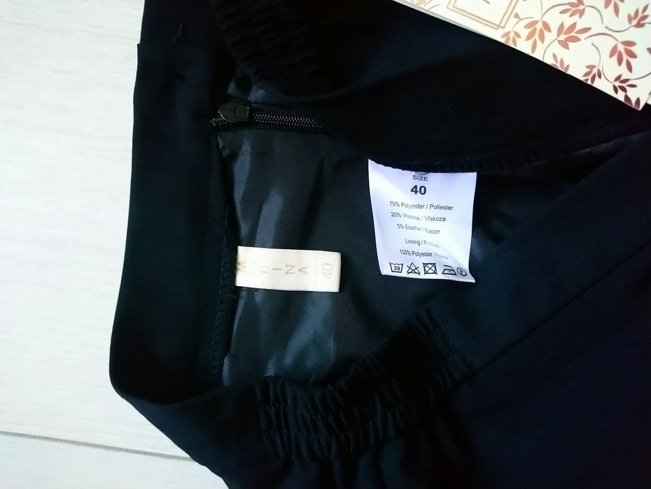 Спідниця чорна нова 40 розмір