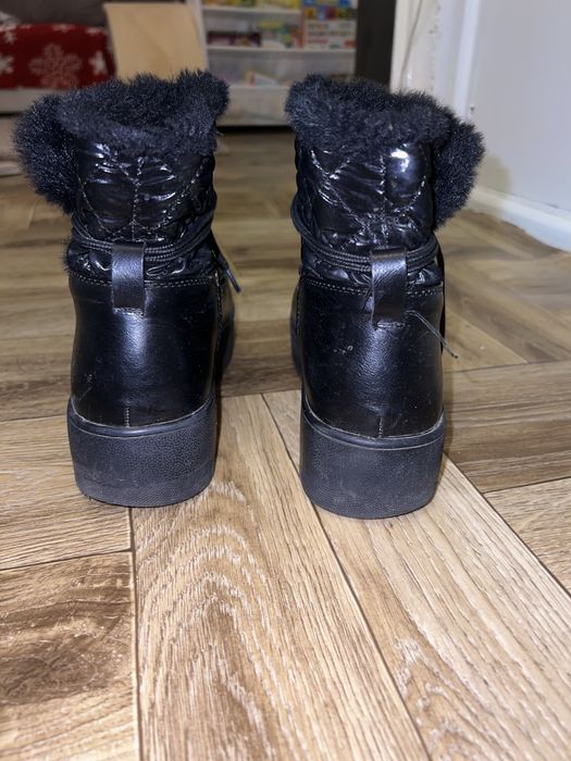 Buty zimowe damskie