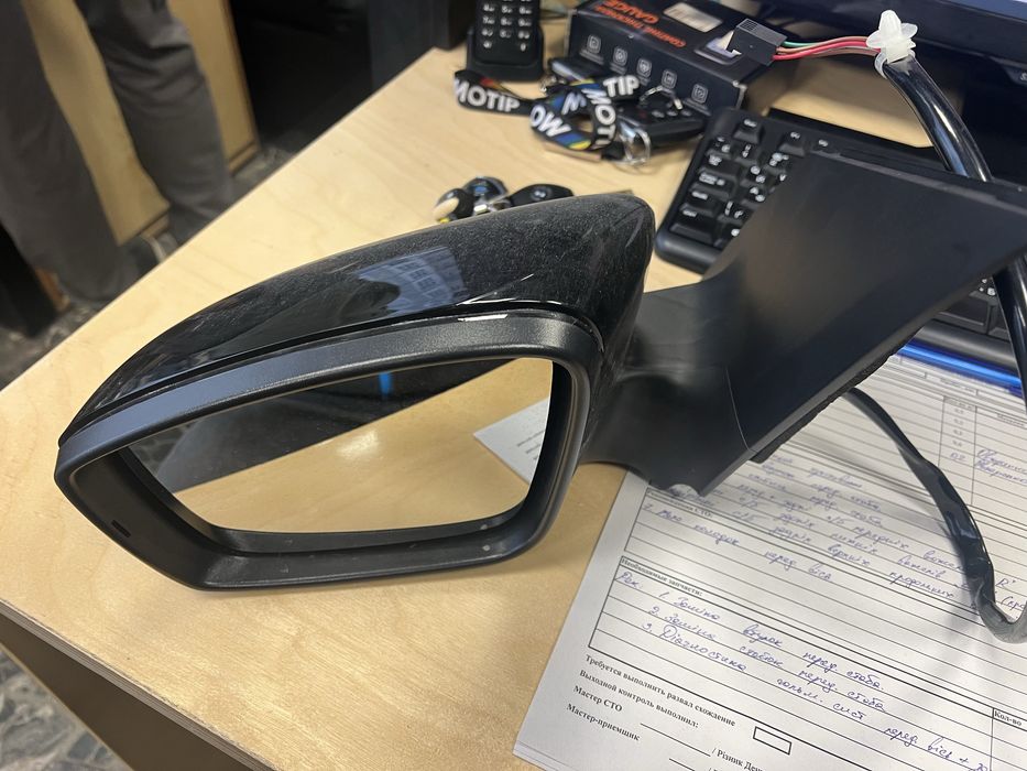 Зеркало левое vw Polo sedan электро