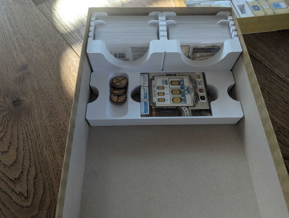 GRAND AUSTRIA HOTEL + dodatek + insert + polskie instrukcje