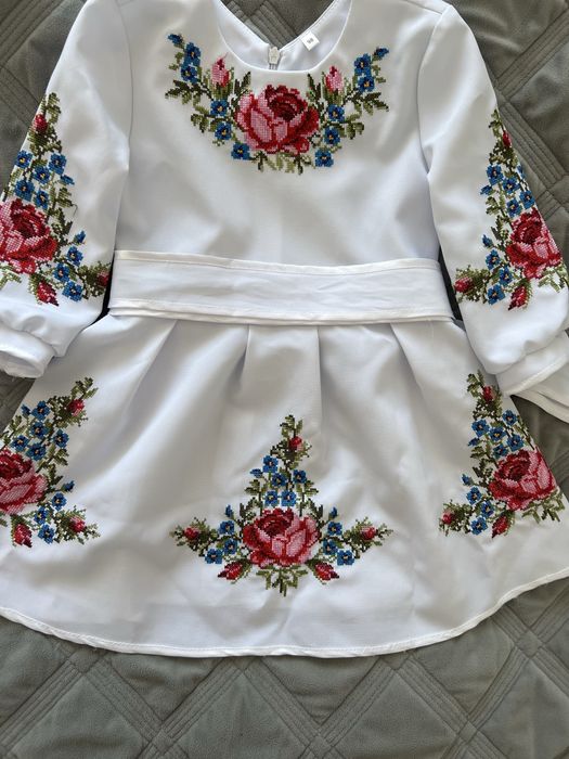Плаття вишиванка для дівчинки 98 см на вік 3-4 рочки.