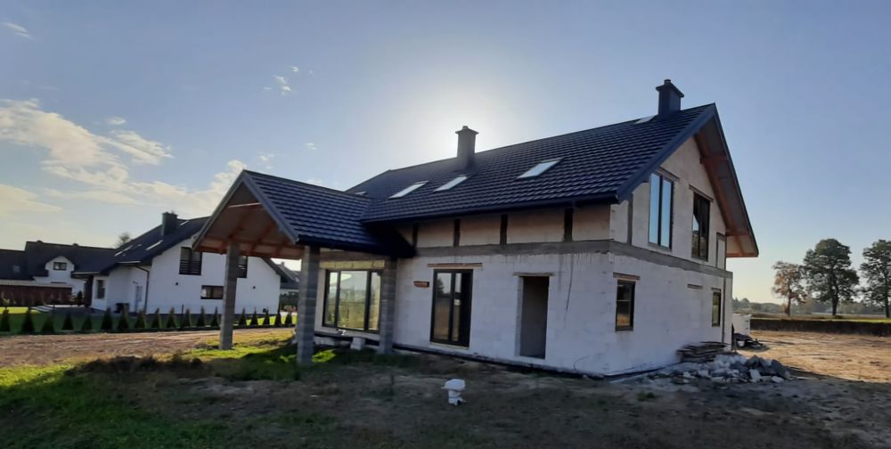 Duży funkcjonalny dom.Sypialnia z łazienką i garderobą+3 pokoje