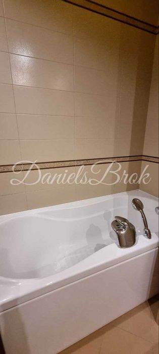 Аренда 4 комнатные апартаменты в ЖК Диамант